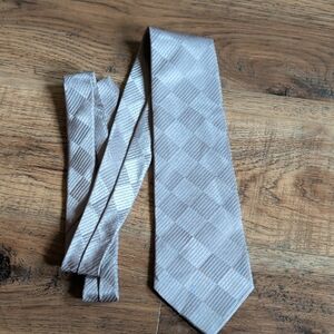 Stringbeans Pure Silk Tie, Taupe, Diamond Pattern
